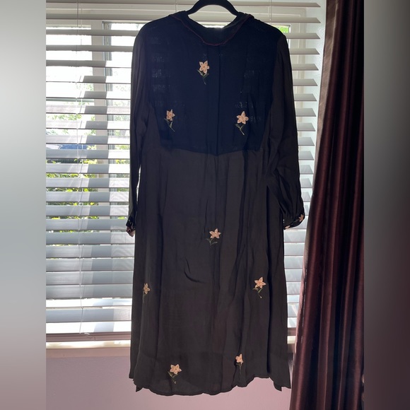 Papy Boez hand embroidered maxi dress - Picture 4 of 7